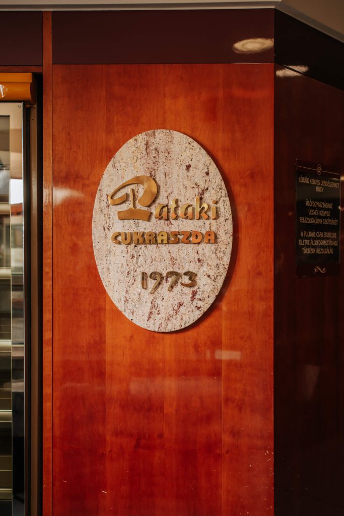Pataki Cukrászda Érd vendégtér